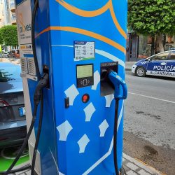 Cinco nuevos puntos completan la red municipal de recarga para vehículos eléctricos en Alcantarilla